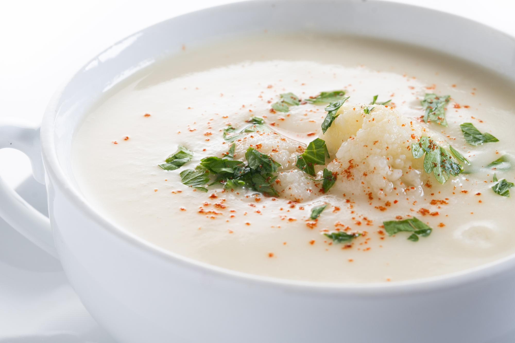Creamy white bean and lemon soup